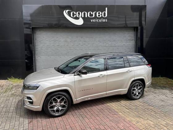 JEEP COMMANDER 1.3 T270 TURBO FLEX OVERLAND AT6 JEEP COMMANDER 1.3 T270 TURBO FLEX OVERLAND AT6
